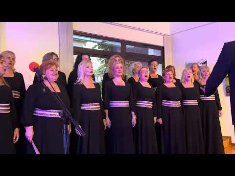 Ansambl Iskre Tuzla - Mene majka jednu ima