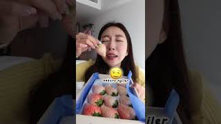 Download lagu MUKBANG COMPARES JAPANESE 1 MILLION SULTAN STRAWBERRIES VS. REGULAR SUPERMARKET STRAWBERRIES! WHA... mp3
