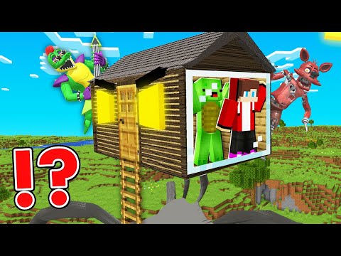 Escaping the Monster House in FNAF Minecraft