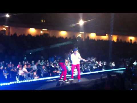 Goin Through feat. Zan Batist & Dj Vox- Είσαι Αλλού live@ Iron Challenge