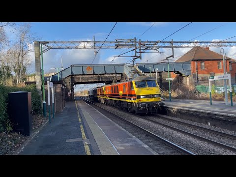 Trains at Acton bridge 10/12/2025