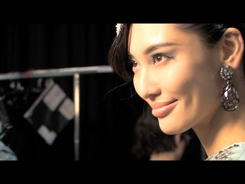 Giorgio Armani - 2013 Spring/Summer Womenswear Fashion Show Backstage