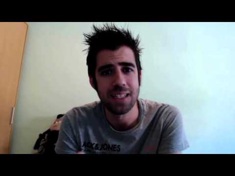 AURONPLAY CRITICA A MOWLIHAWK