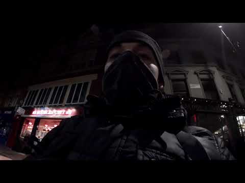 DELIVERING FAST FOOD FOR 24 HOURS NON STOP!