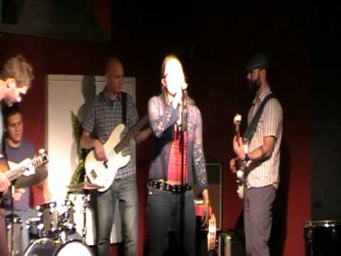 Long Way Down - Live at Se7en (8-13-10)