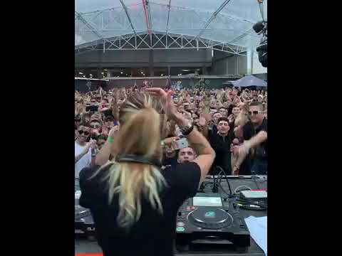 BIS pour la REINE "Deborah de Luca"