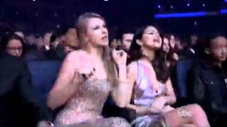 Selena Gomez &amp; Taylor Swift - Rapping Super Bass AMA 2011