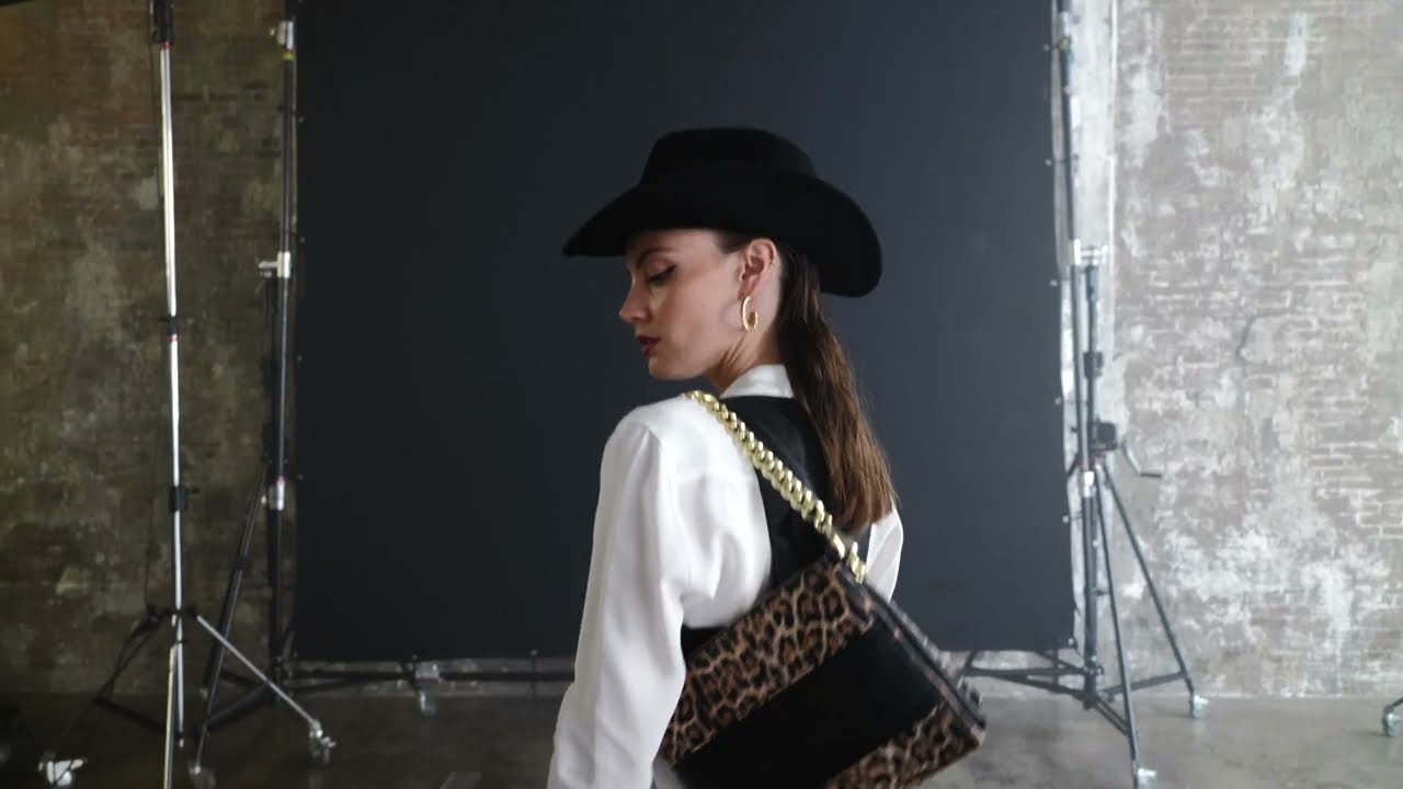 Gio Cellini | FALL WINTER 2022-23