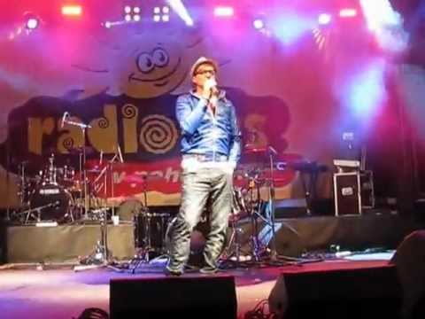 Petr Kotvald - Milujem se čím dál víc (Live)