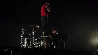 Matt and Kim (Live) - Turn This Boat Around