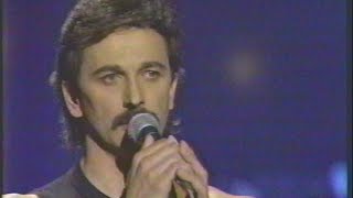 I Wonder How Far It Is Over You - Aaron Tippin - Live
