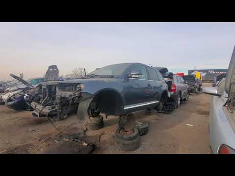 This car Should(or Should NOT) be Brought back- Volkswagen Touareg, An offroader in disguise