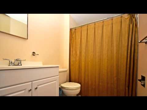 16 Lincoln Court, Brampton