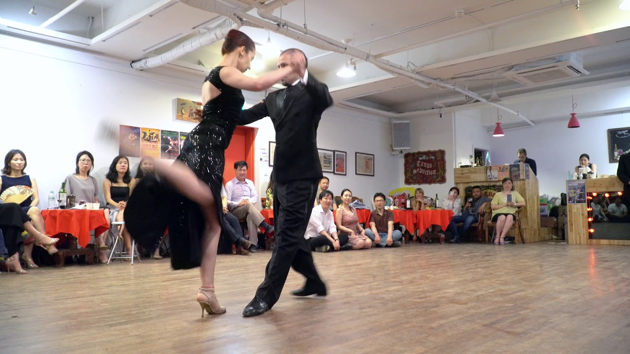 [ Tango ] 2018 SITF Opennig Party - Show No.4 (4/5) - Julieta Biscione & Roberto Castillo