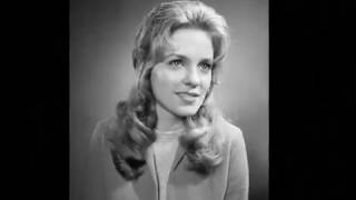 Connie Smith -- Five Fingers to Spare
