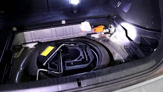 2014 Lexus CT200h 12v battery replacement