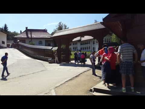 Imagini cu Mănăstirea Prislop din 2016 - 2017. Locul părintelui Arsenie Boca