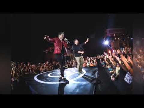 Eric land e Xand avião cidade inteira