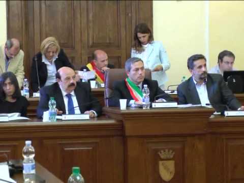 ONDA TG 23.11.2013 - COMUNE SULMONA: RIUNIONE MAGGIORANZA