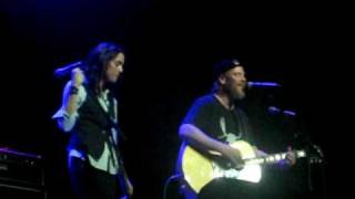 Shawn Mullins &amp; Brandi Carlile - Beautiful Wreck
