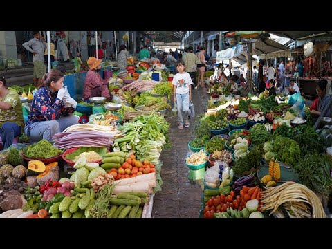 Boeng Trabek Plaza Morning Market - Plenty Fresh Fruit, Vegetable, Fish, Seafood & Cutting Pork