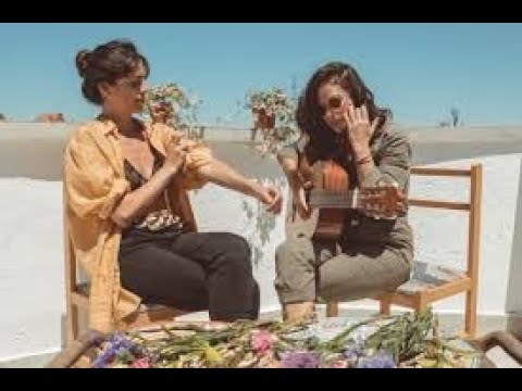 Sandra Bernardo y Natalia Doco song CAMINO QUE PASA English translation