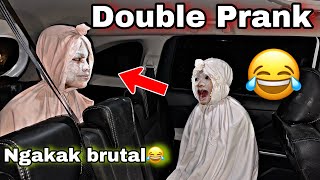 Download lagu Prank pocong met pocong 😂 Double Prank mp3 Download lagu Prank pocong met pocong 😂 Double Prank mp3