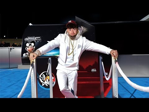 ZAWÓD TIKTOKER (2mln obs)