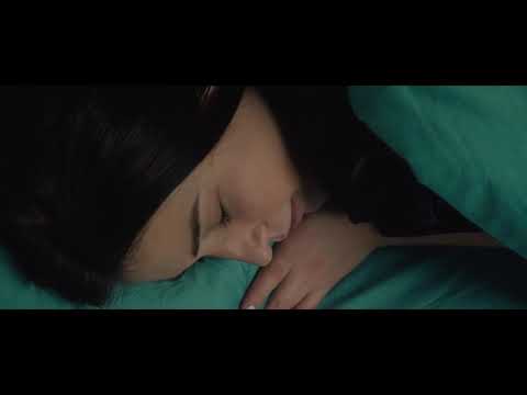 Karola ft. Mr Busta - Nanaéj (offical clip)