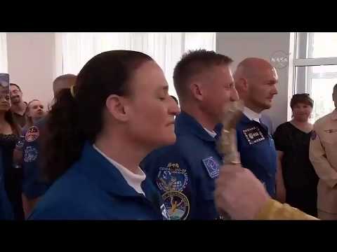 Soyuz MS-09: Blessing of the Crew