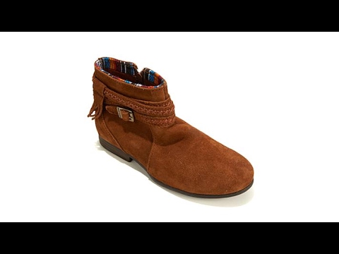 Minnetonka Dixon Suede Buckled Ankle Boot