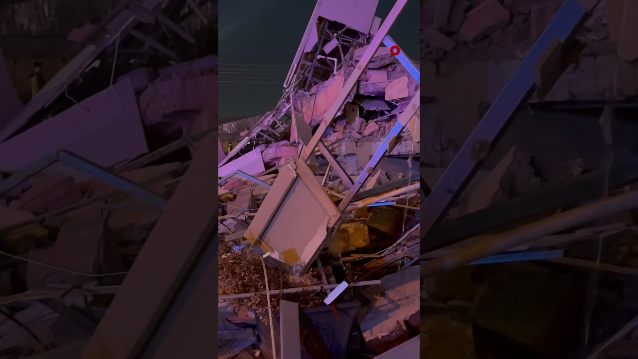 فيديو | انهيار مبنى بالكامل في شارع القدس بمحافظة كركوك دون وقوع أضرار بشرية