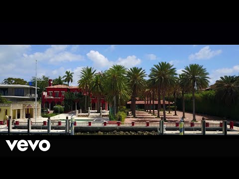 ShaqnLivin - Blue Hunnids ft. Zoey Dollaz