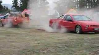 preview picture of video 'Holden-Ford Tug-Of-War (Waipiata Ute Muster 2008)'