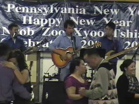 hlub tsis muaj peev xwm -"Yav Tas" band