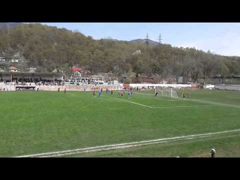 Ocazie Inter Petrila, Dolha sut exceptional prin foarfeca