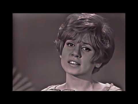 1965 Monaco: Marjorie Noël - Va dire à l'amour (9th place at Eurovision Song Contest in Naples)