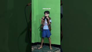 Download lagu Pas masuk Mushola kagett mp3 Download lagu Pas masuk Mushola kagett mp3