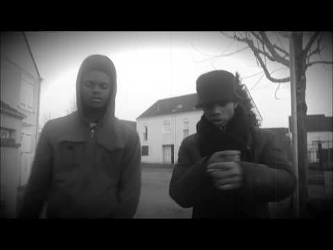 Lil Captain feat Ty Tchab Mc - 2 seconde d'inattention