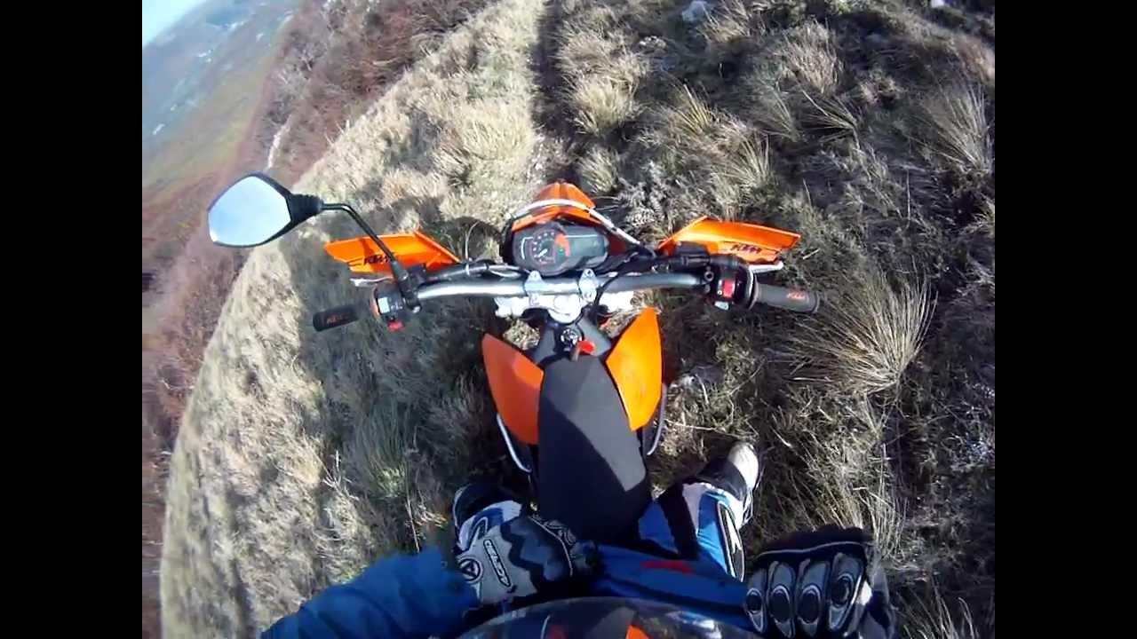 KTM 690 Enduro: Dangerous trial
