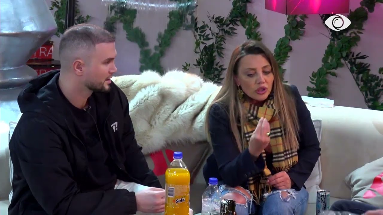 “Mos e shiko në syrin e maskilitetit…”/ Gerta-Jozit gjatë debatit: Gjesti është lojtar…