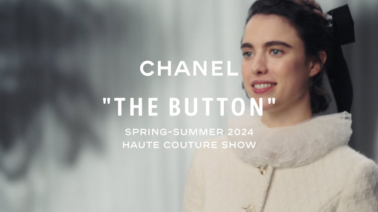 Margaret Qualley at the Spring-Summer 2024 Haute Couture Show — CHANEL Shows thumnail