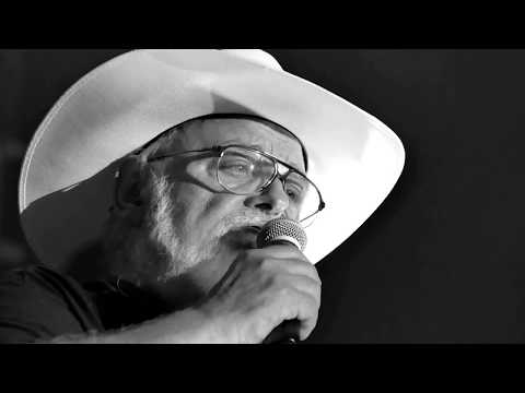 Larry Schuba "Alte Hunde, kleine Kinder und ein Gläßchen Erdbeerwein"