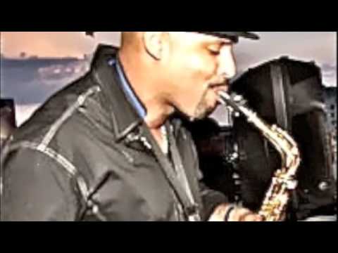 Promotional video thumbnail 1 for Fernando Diez Saxophone and Flute