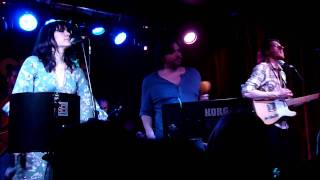 Matt Berry &amp; the Maypoles - Take My Hand,  The Cellar, Southampton 25.04.11