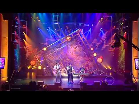 Come suonare 36 hit con 4 accordi.