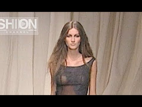 MOSCHINO Fall 1999 2000 Milan - Fashion Channel