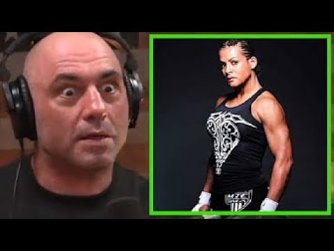 Joe Rogan o transgender sportovkyních