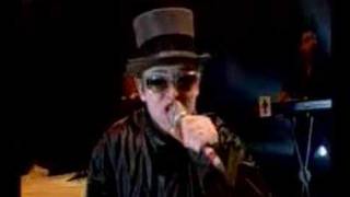 CRUNCH! MAGIC CARPET VIDEO