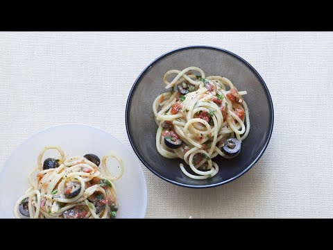 Spaghettis aux anchois, câpres et olives | Recette gourmande